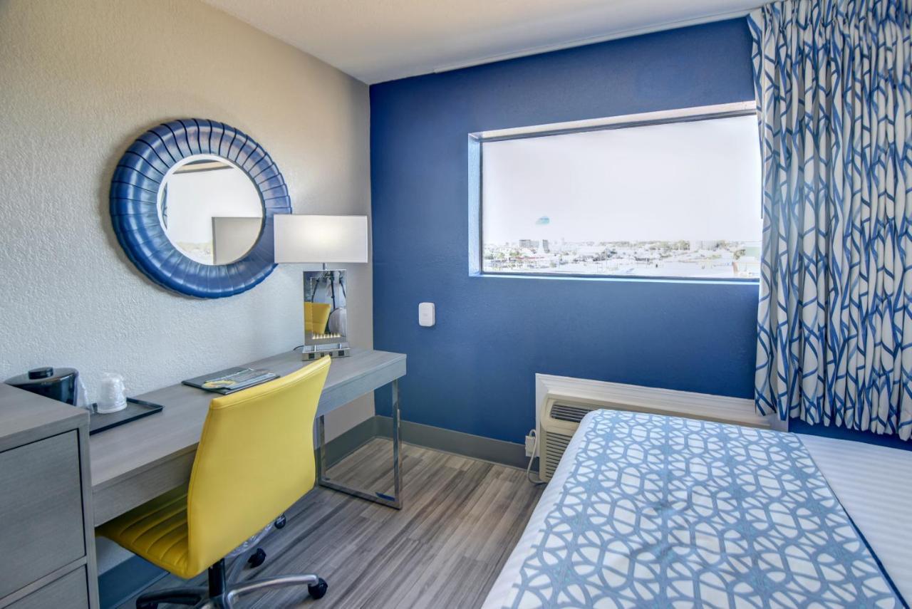 Emerald Coast Inn & Suites Форт Уолтон Бич Экстерьер фото