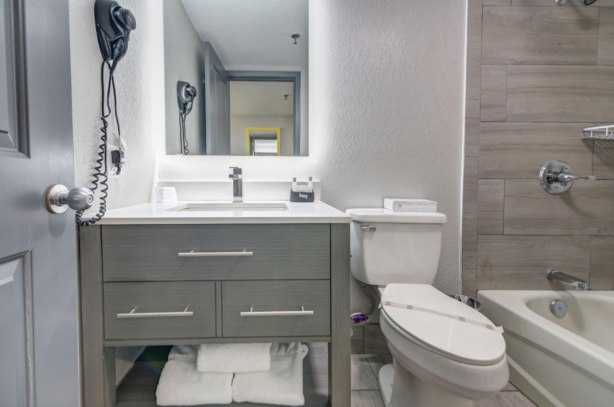 Emerald Coast Inn & Suites Форт Уолтон Бич Экстерьер фото